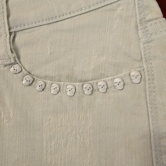 Rock & Republic Jean Cutoff Shorts W/Skull Embellishments Casual Festival - Picture 7 of 11